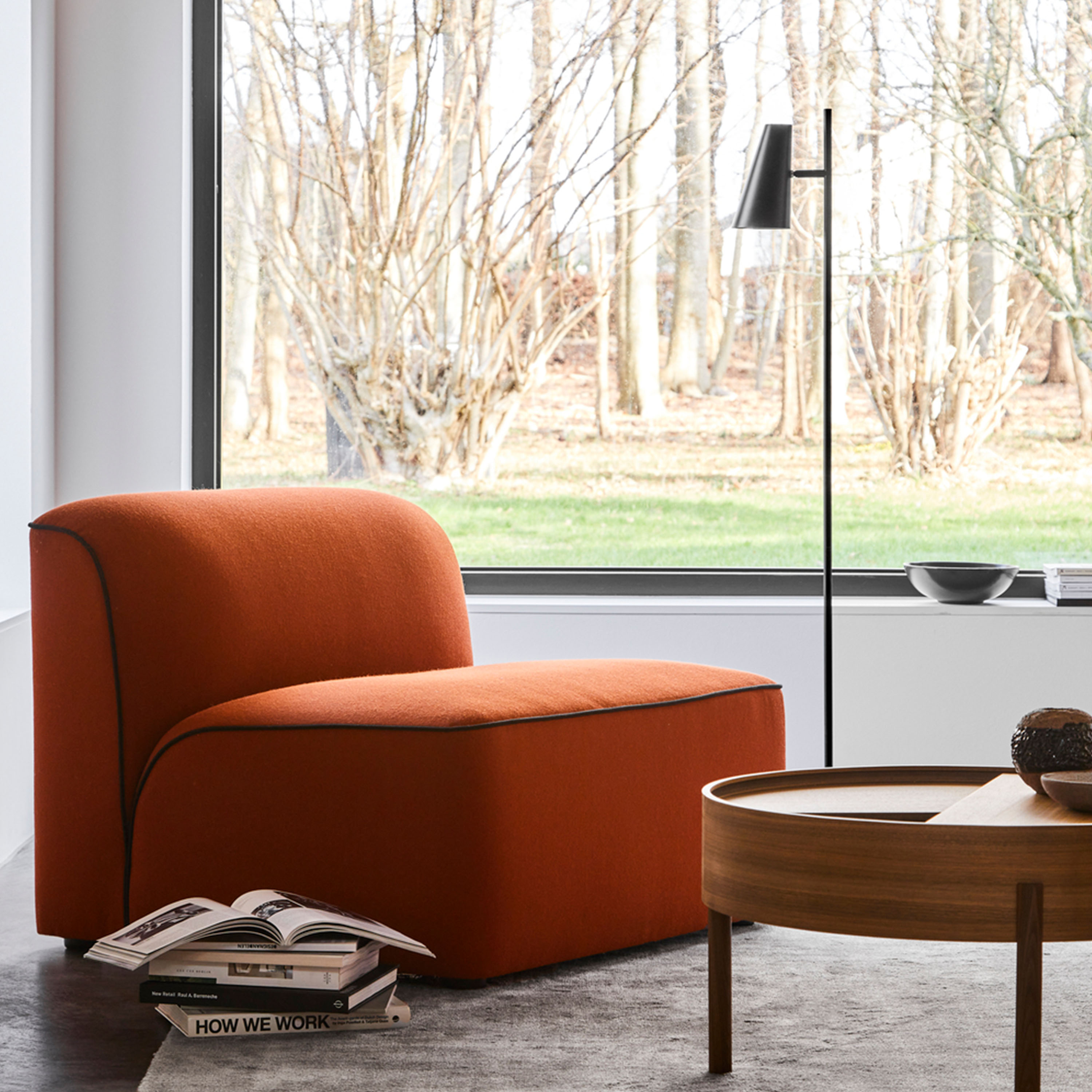 Woud Cono Lattiavalaisin Musta 141 cm