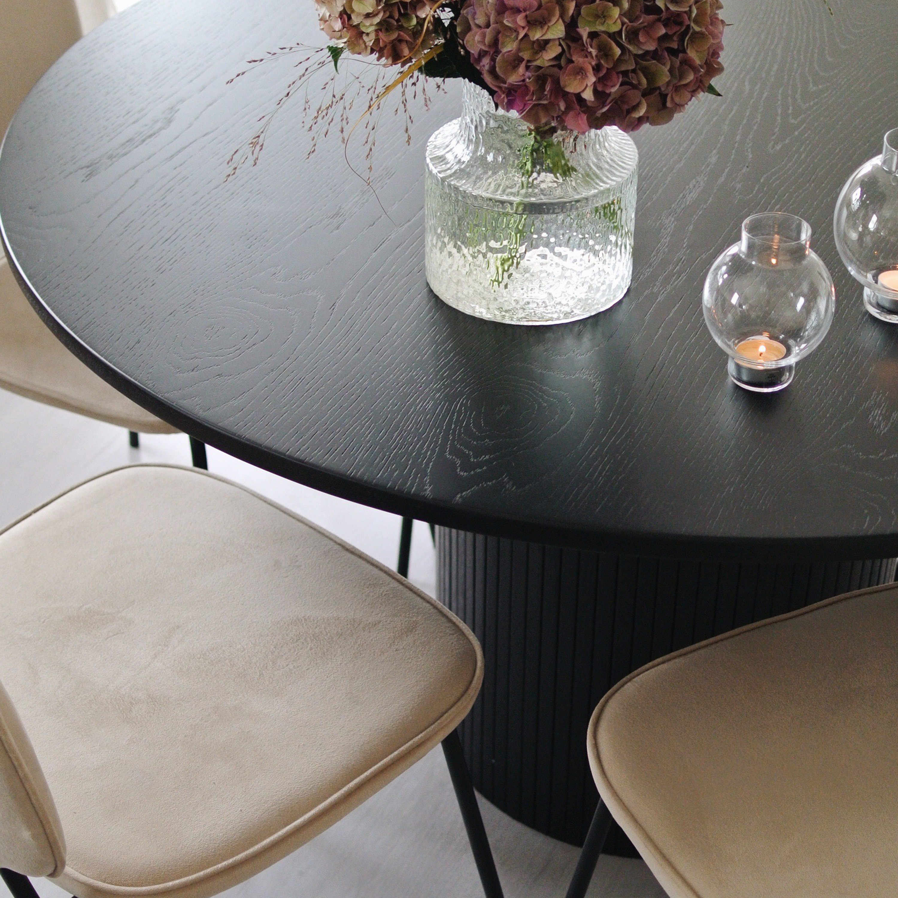 Sleepo Collection Adele Esstisch Schwarz Ø130