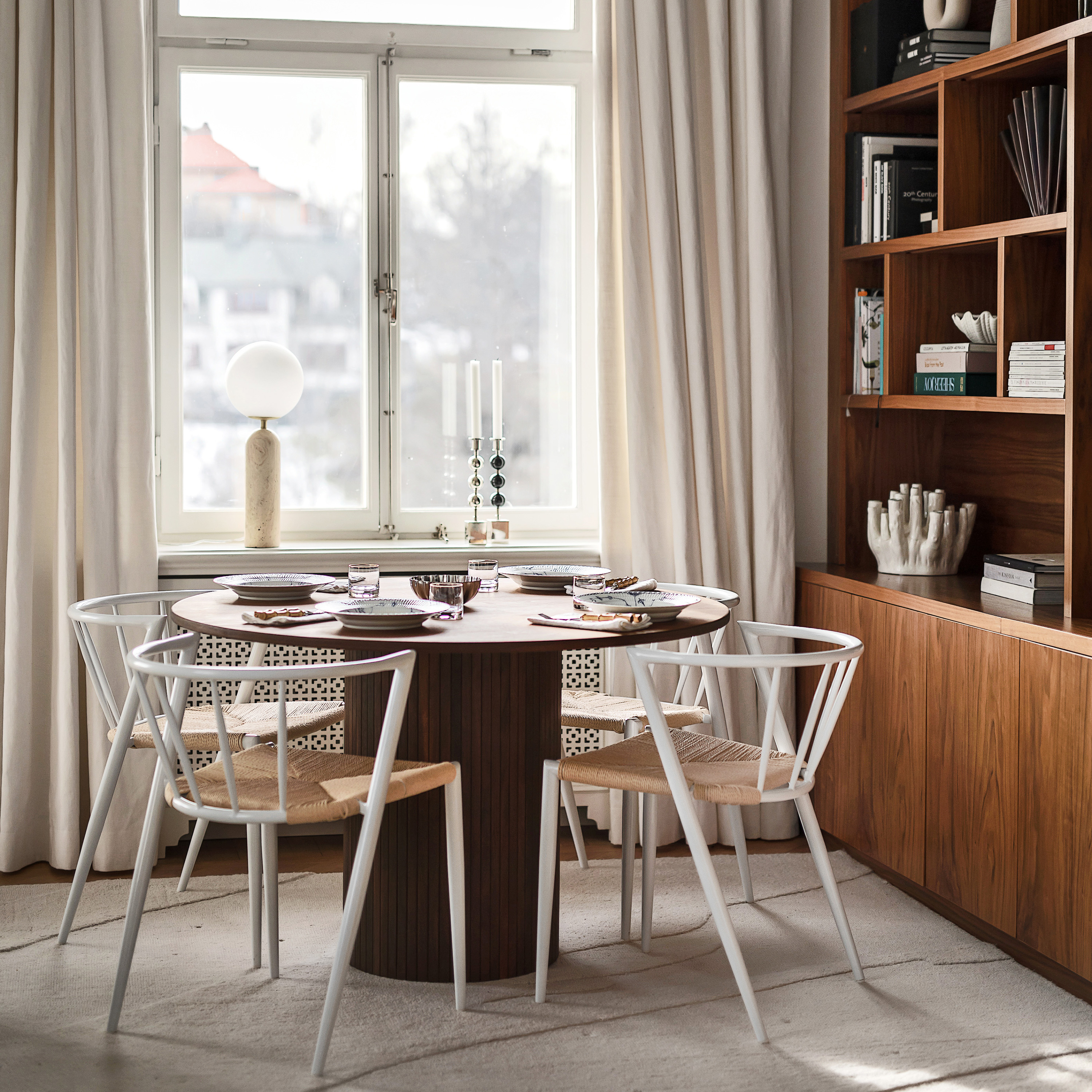 Sleepo Collection Adele Matbord Valnöt Ø115