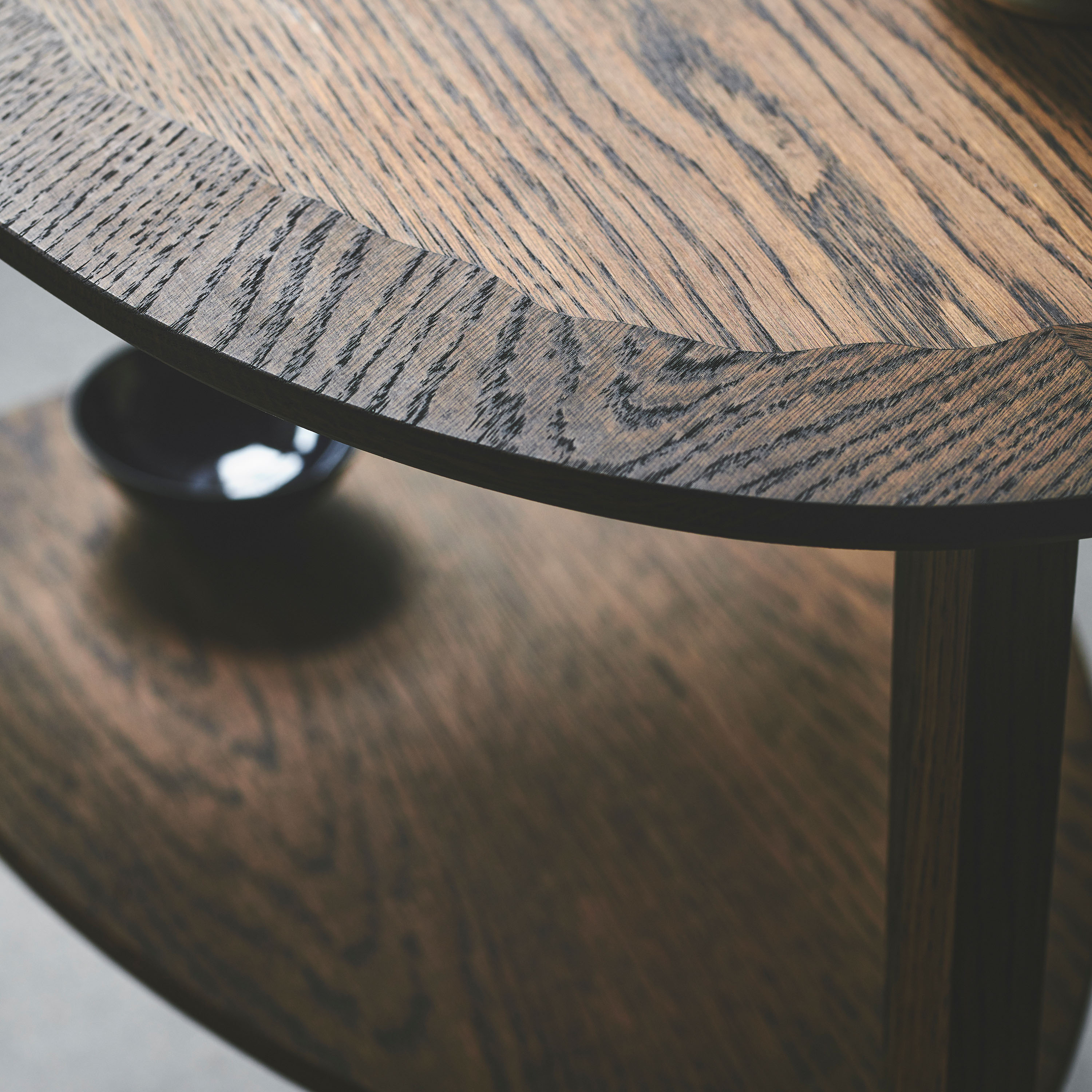 Aakjaer Furniture Heart Sivupöytä Savuöljytty Tammi