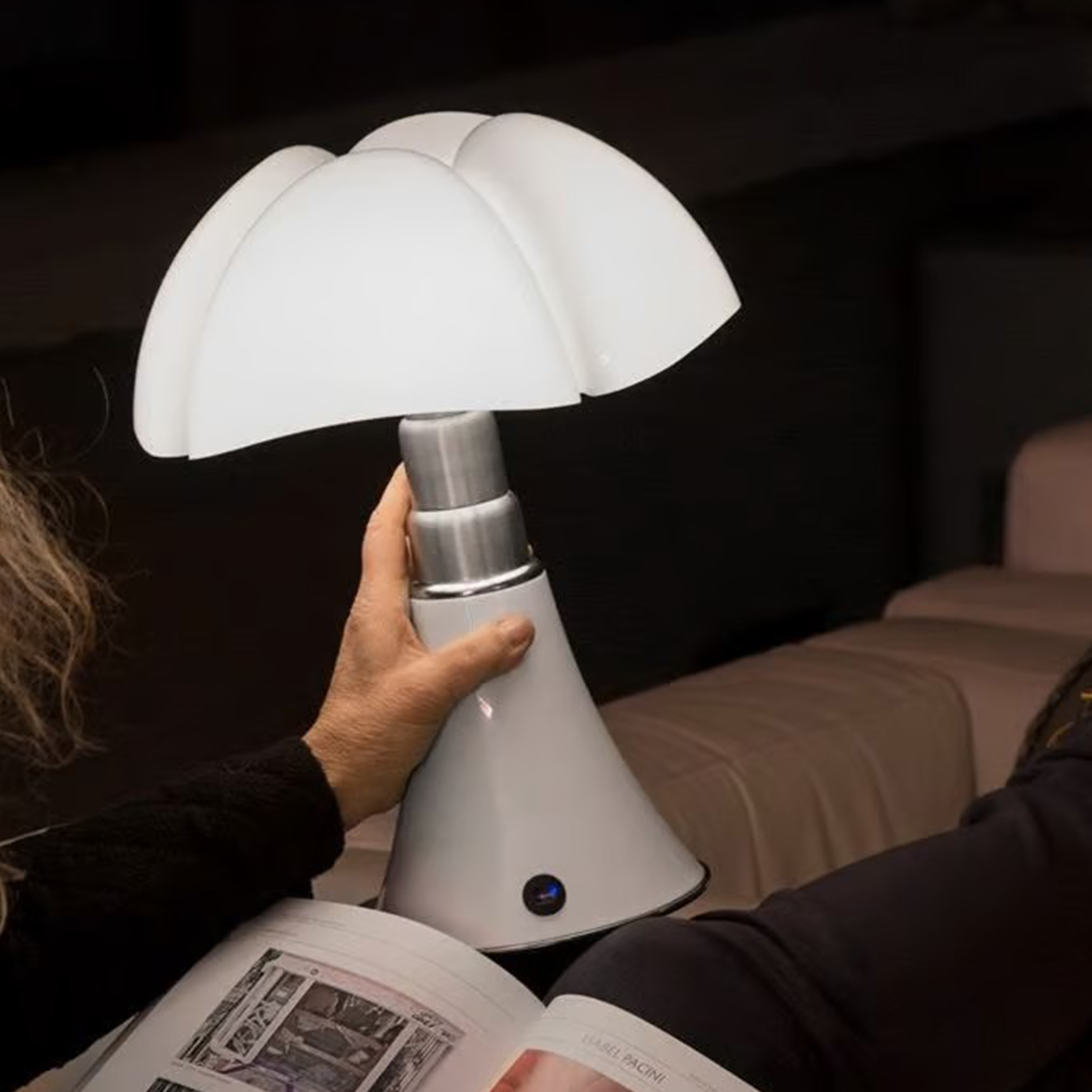 Martinelli Luce Pipistrello Mini Portabel Bordslampa Dimbar LED White