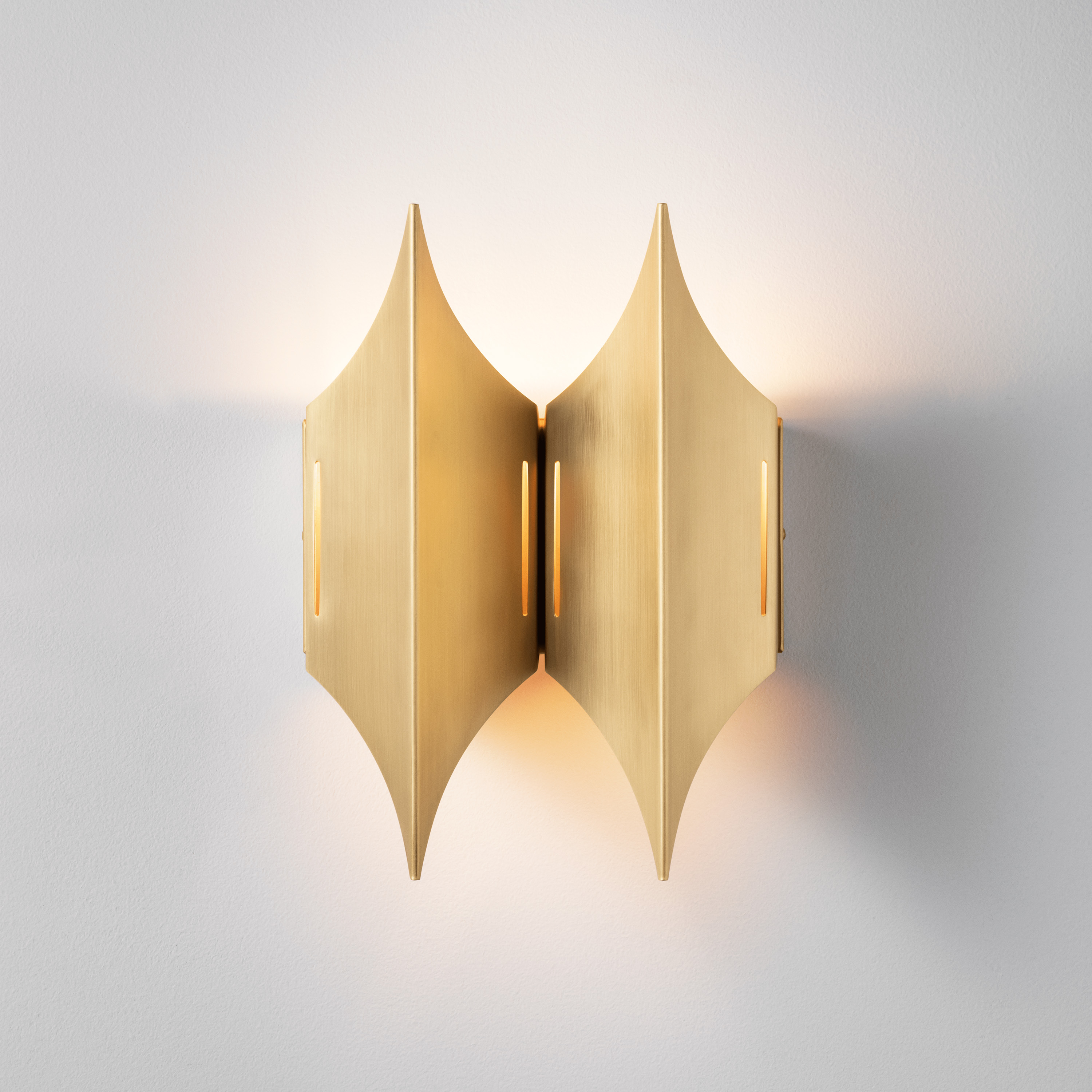 LYFA Gothic II Väggalmpa 20cm