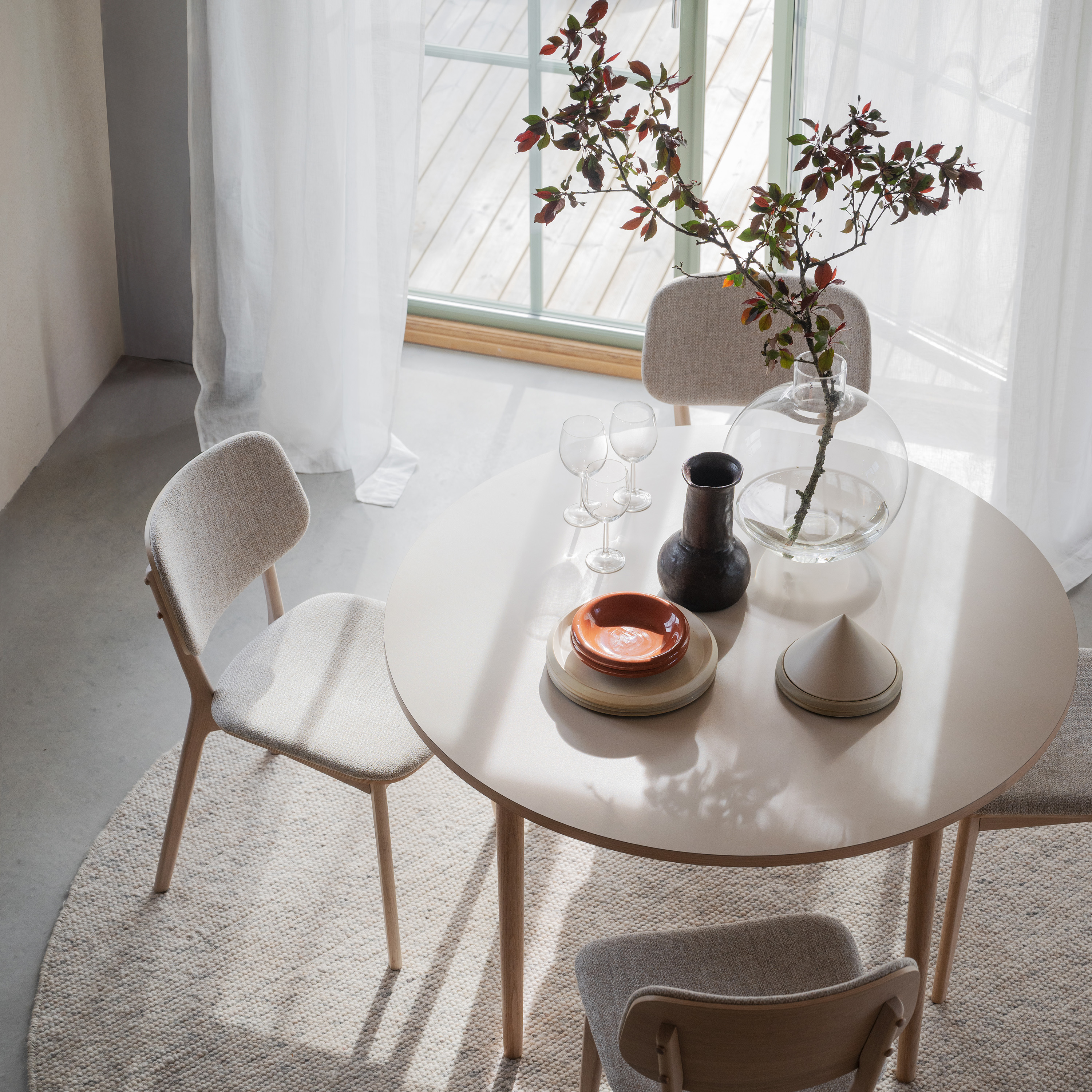 Rowico Home Fairmount Matbord Runt Beige/Vitpigmenterad Ek Ø120