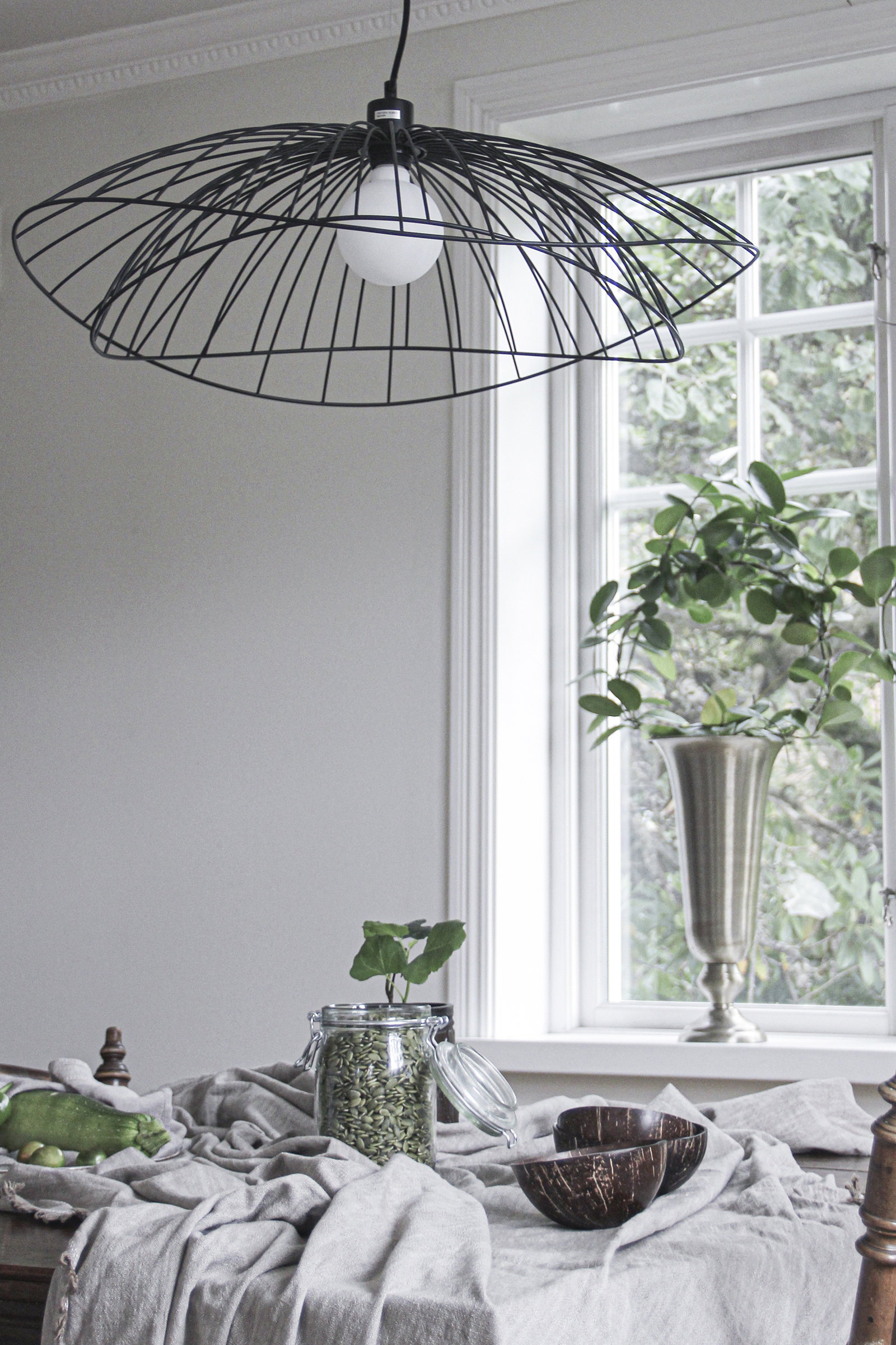 Globen Lighting Ray Taklampa Svart Ø70