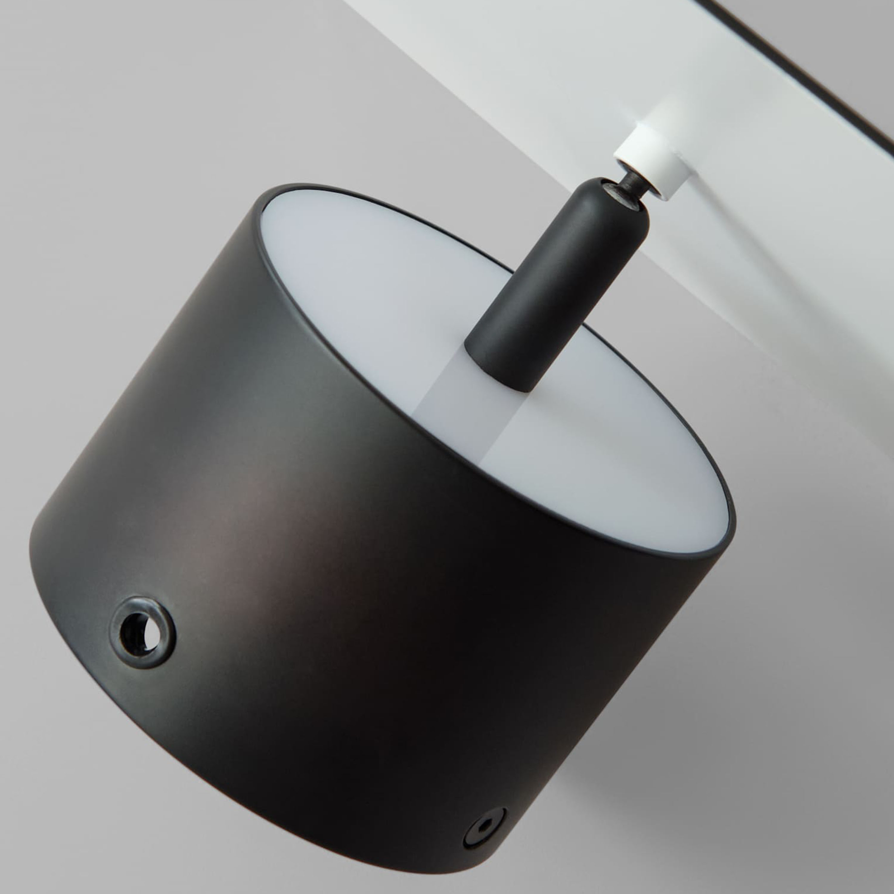 101 Copenhagen Chameleon Seinävalaisin Burned Black 20x20