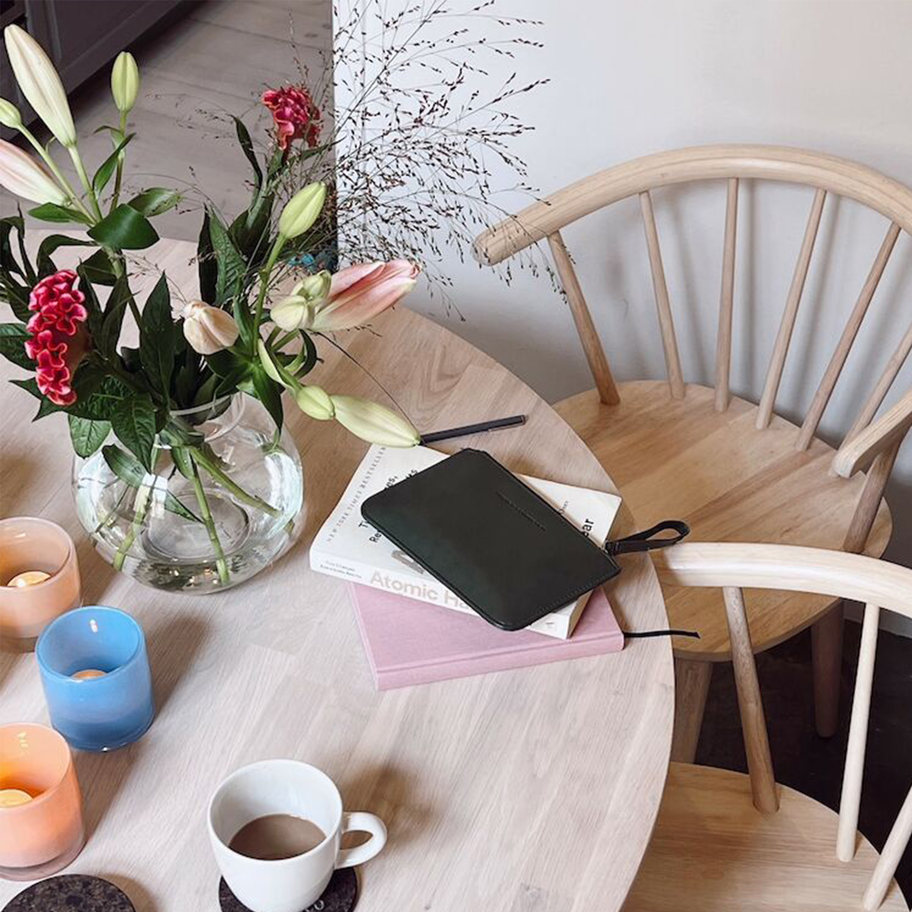 Rowico Home Filippa Matbord Vitpigmenterad Ø120/165cm