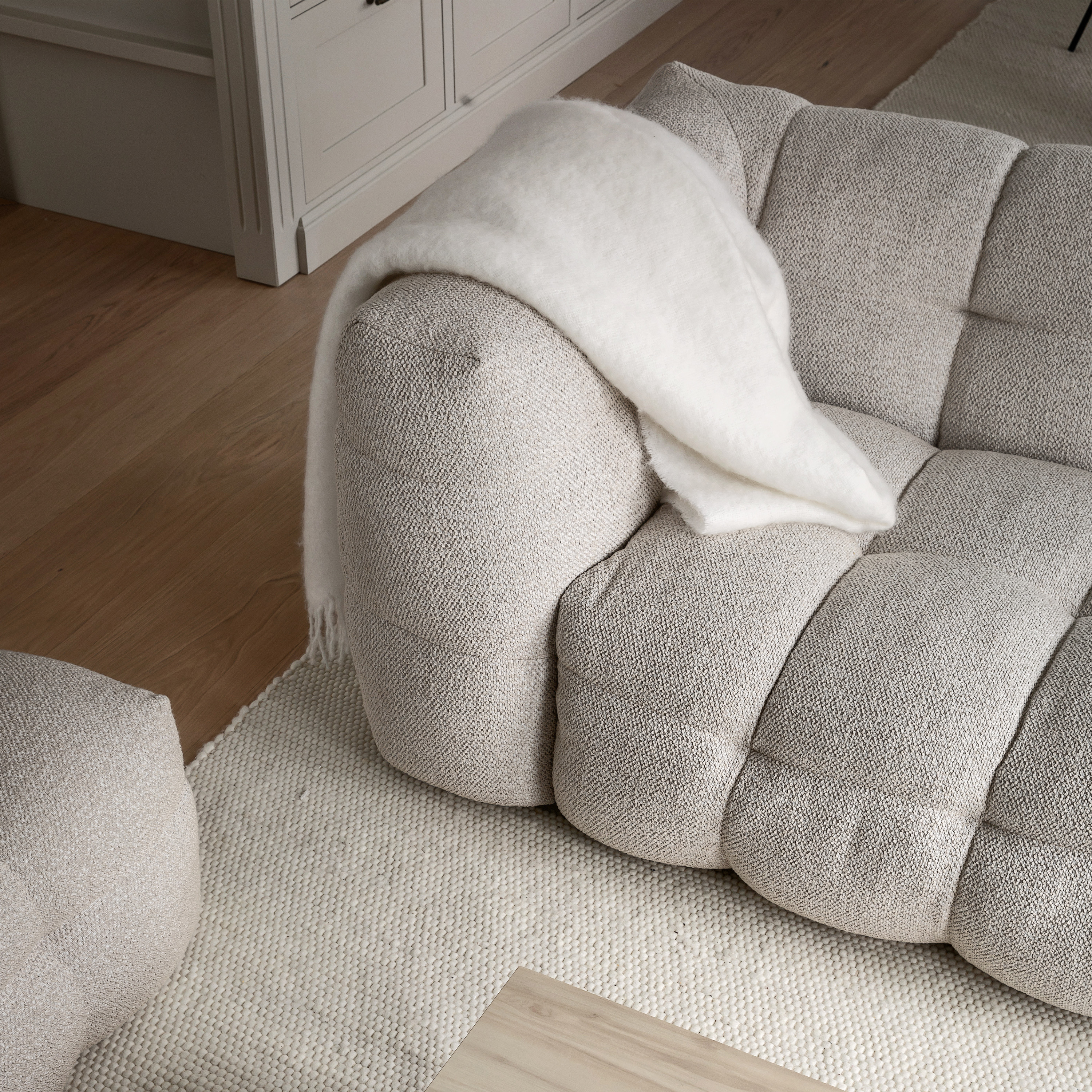 Sleepo Collection Billie 1-sits Soffmodul Höger Armstöd Beige Bouclé 118cm