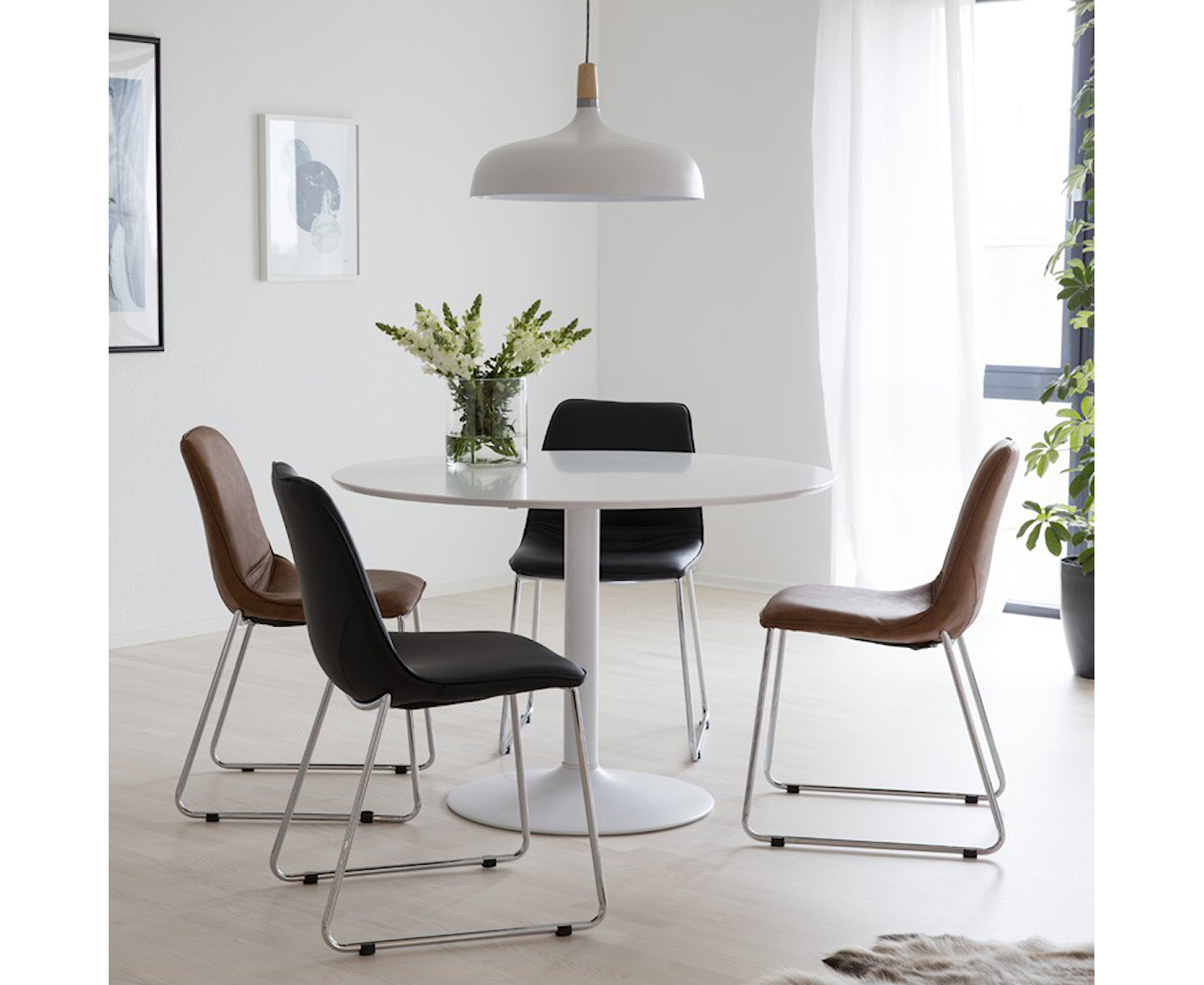 Nordic Home Livia Matbord Vit Ø110