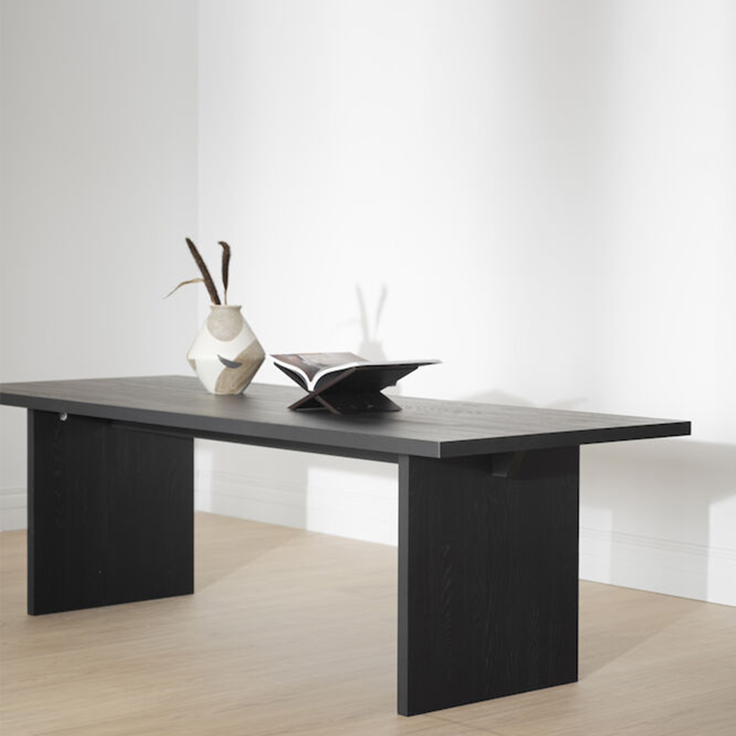 Rowico Home Emmett Matbord Svart 240cm