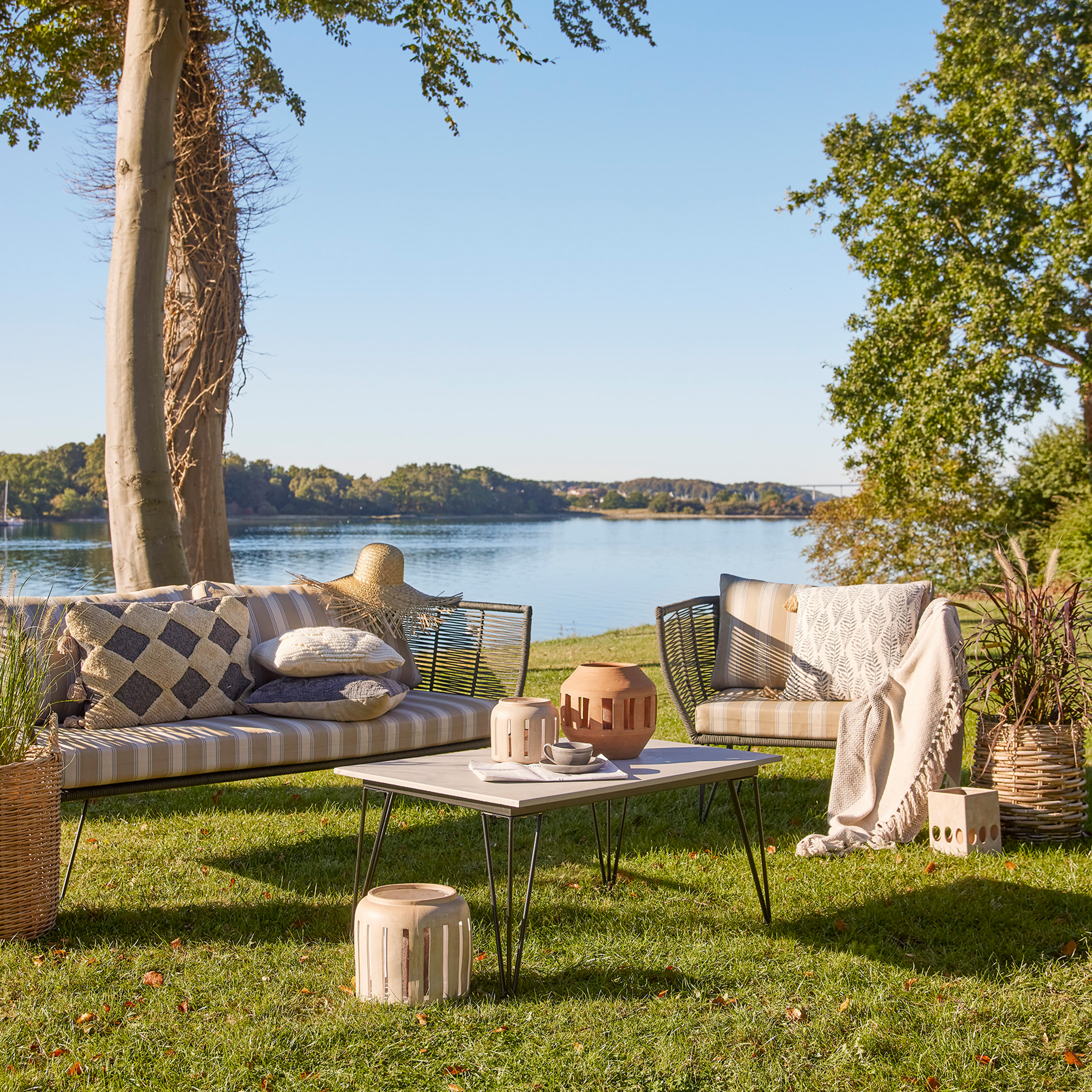 Bloomingville Mundo Sofa Grün