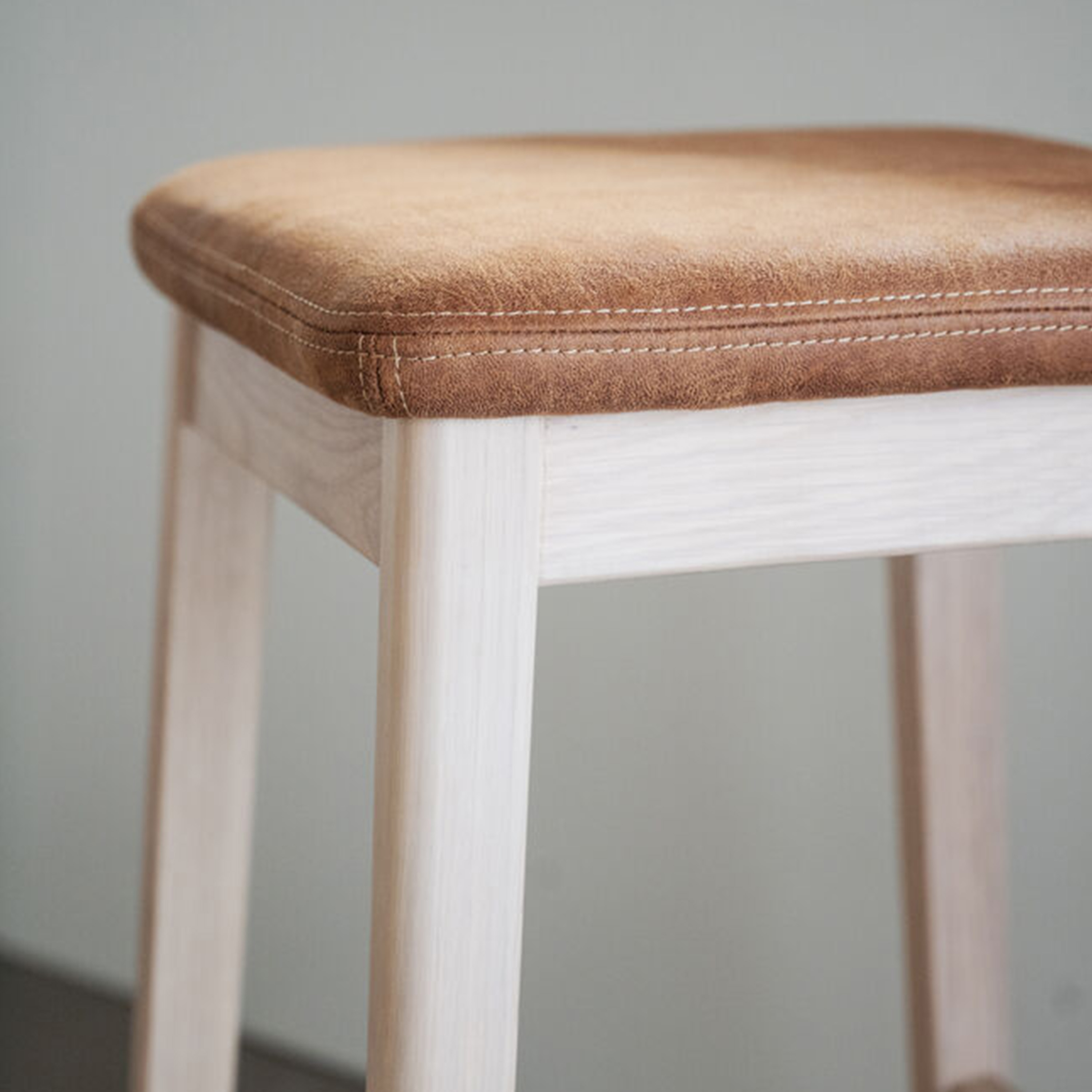 Rowico Home Livermore Barstol Vitpigmenterad Ek/Brun