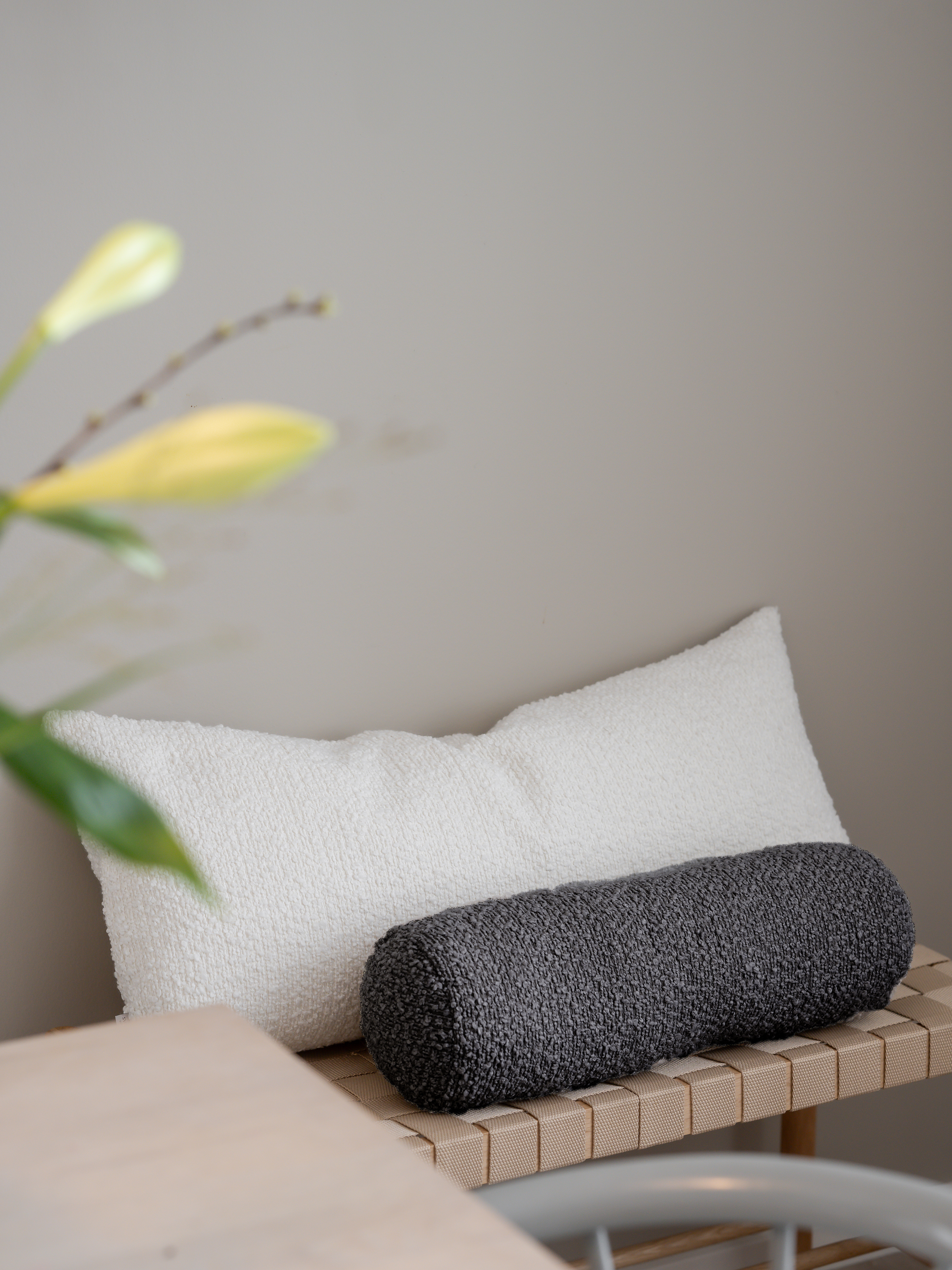 Svanefors Trond Koristetyyny Tummanharmaa