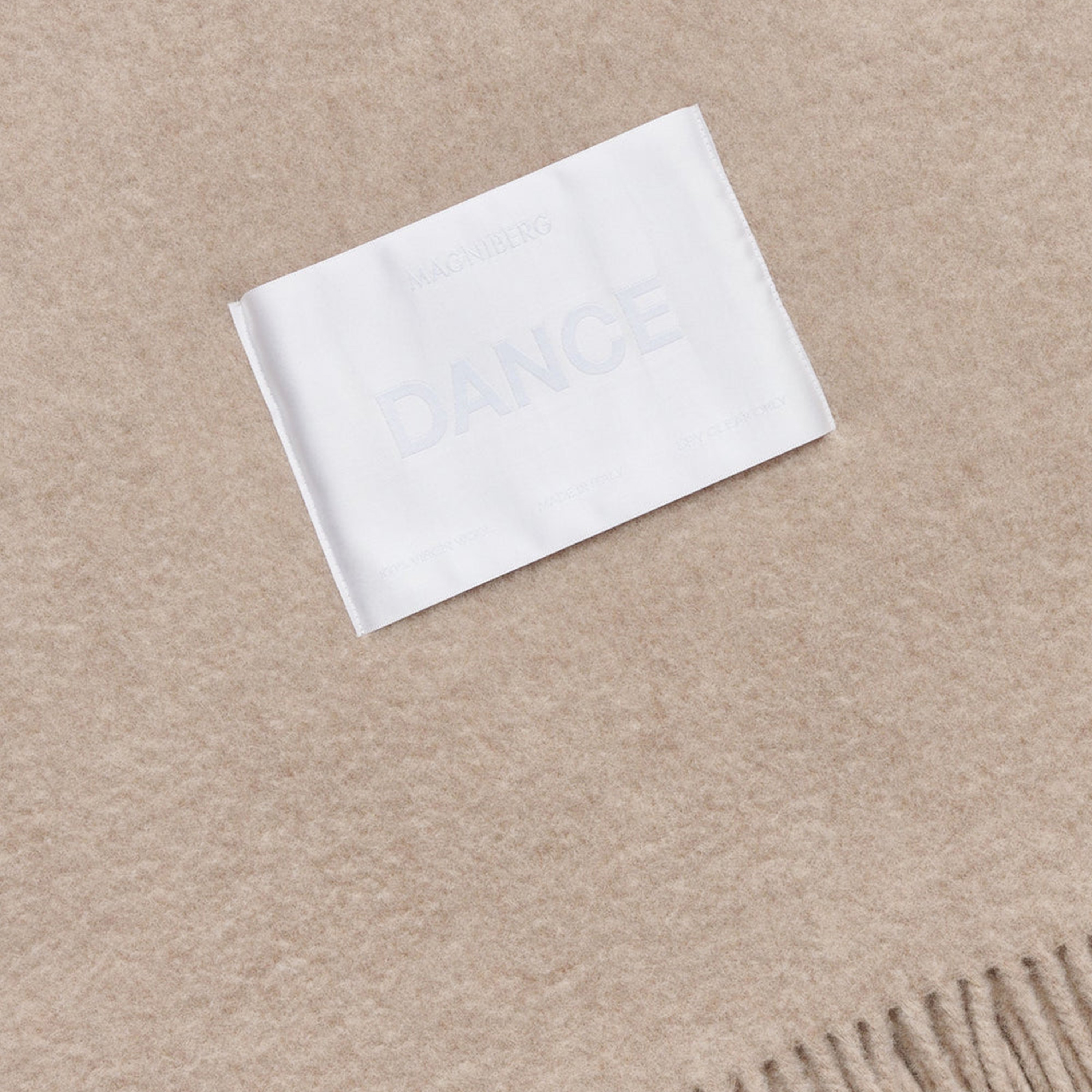 Magniberg Bold Ullpledd Sand Melange