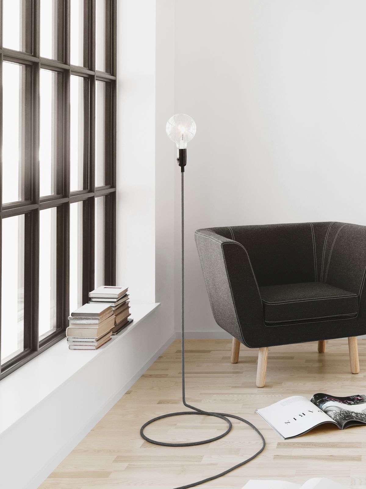 Design House Stockholm Cord Golvlampa Black/White