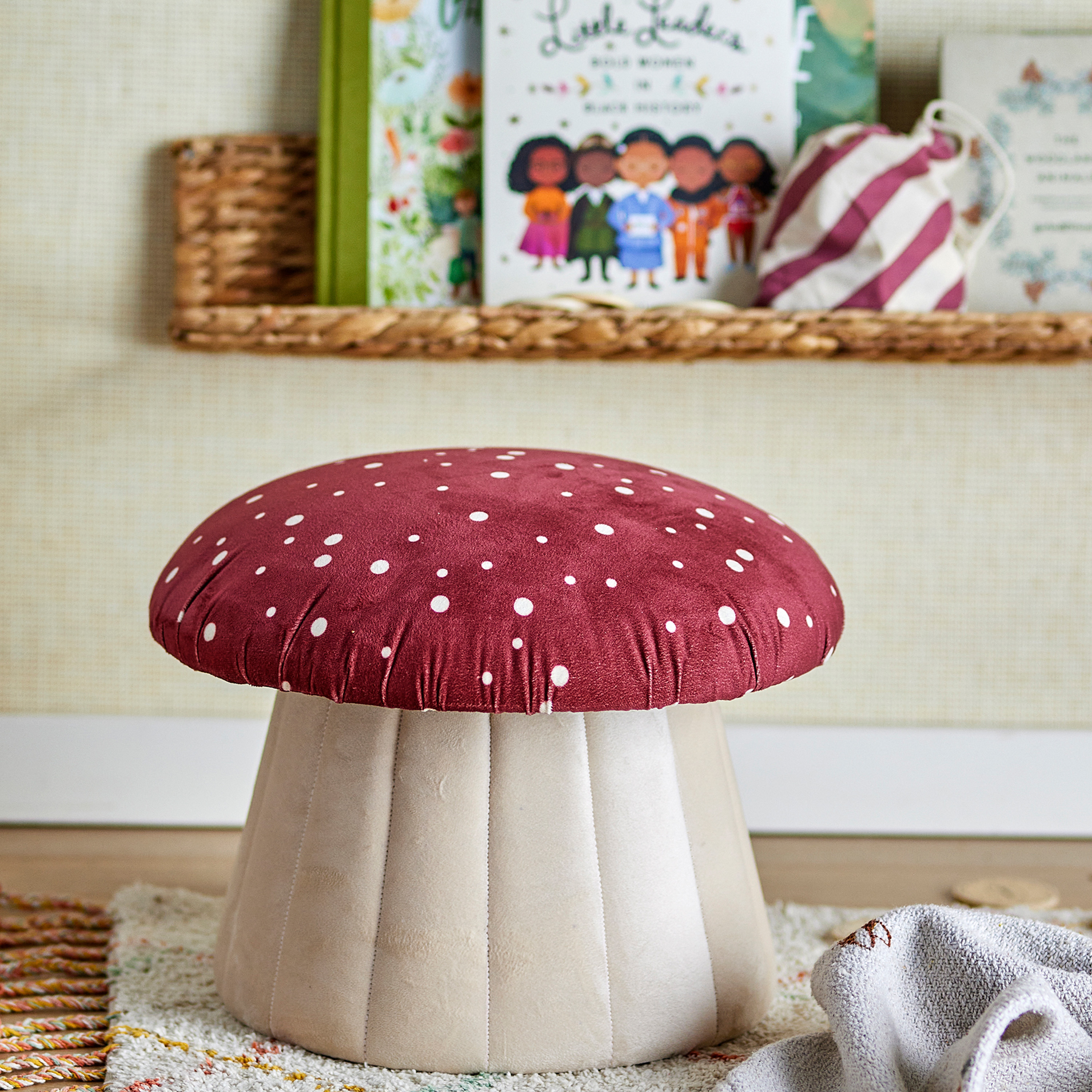 Bloomingville Lue Puff Red