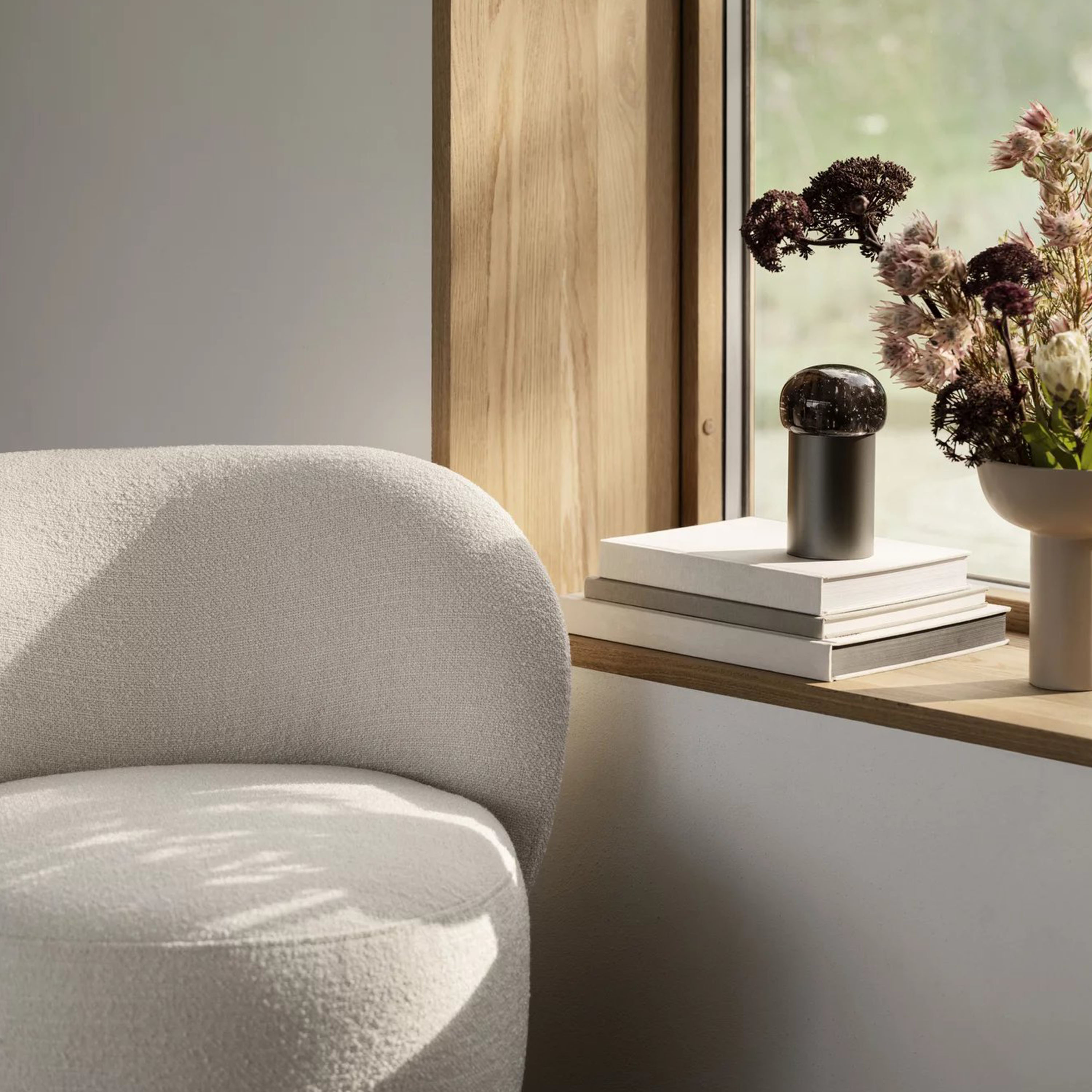 Blomus Iris Portabel Bordlampe Gun Metal 18cm