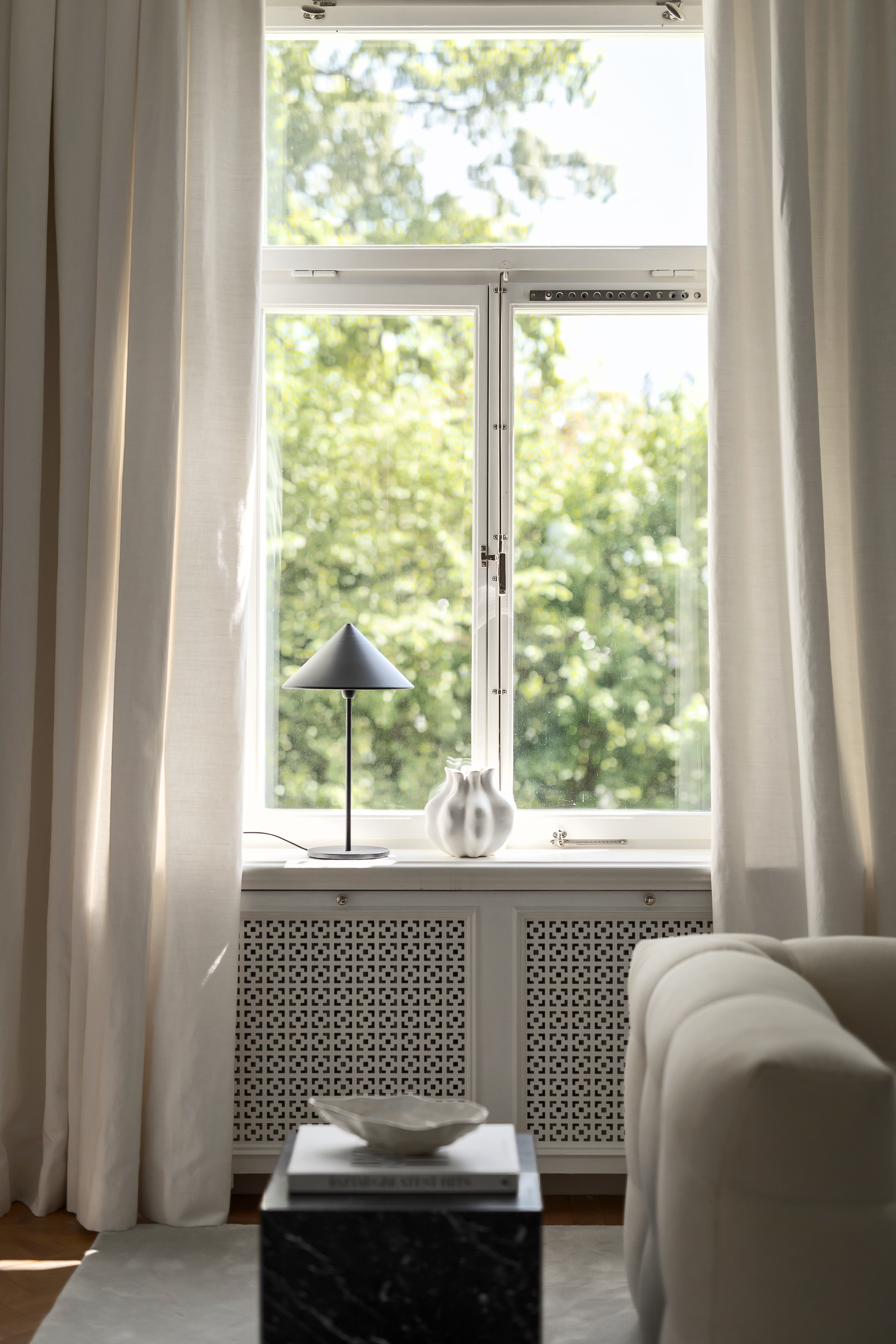 Wikholm Form Violet Maljakko Valkoinen Small