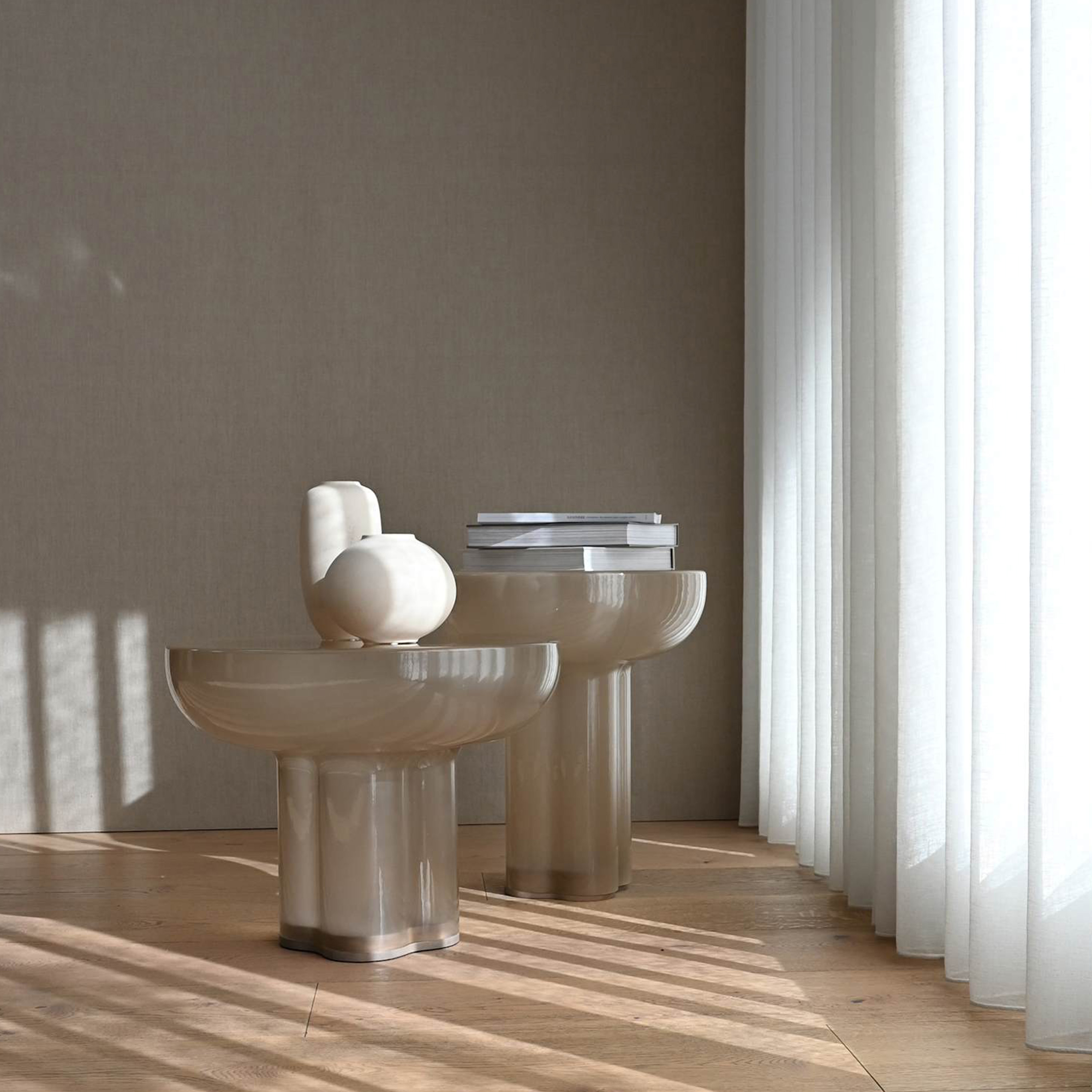 101 Copenhagen Crown Sivupöytä Smoked Desert Low