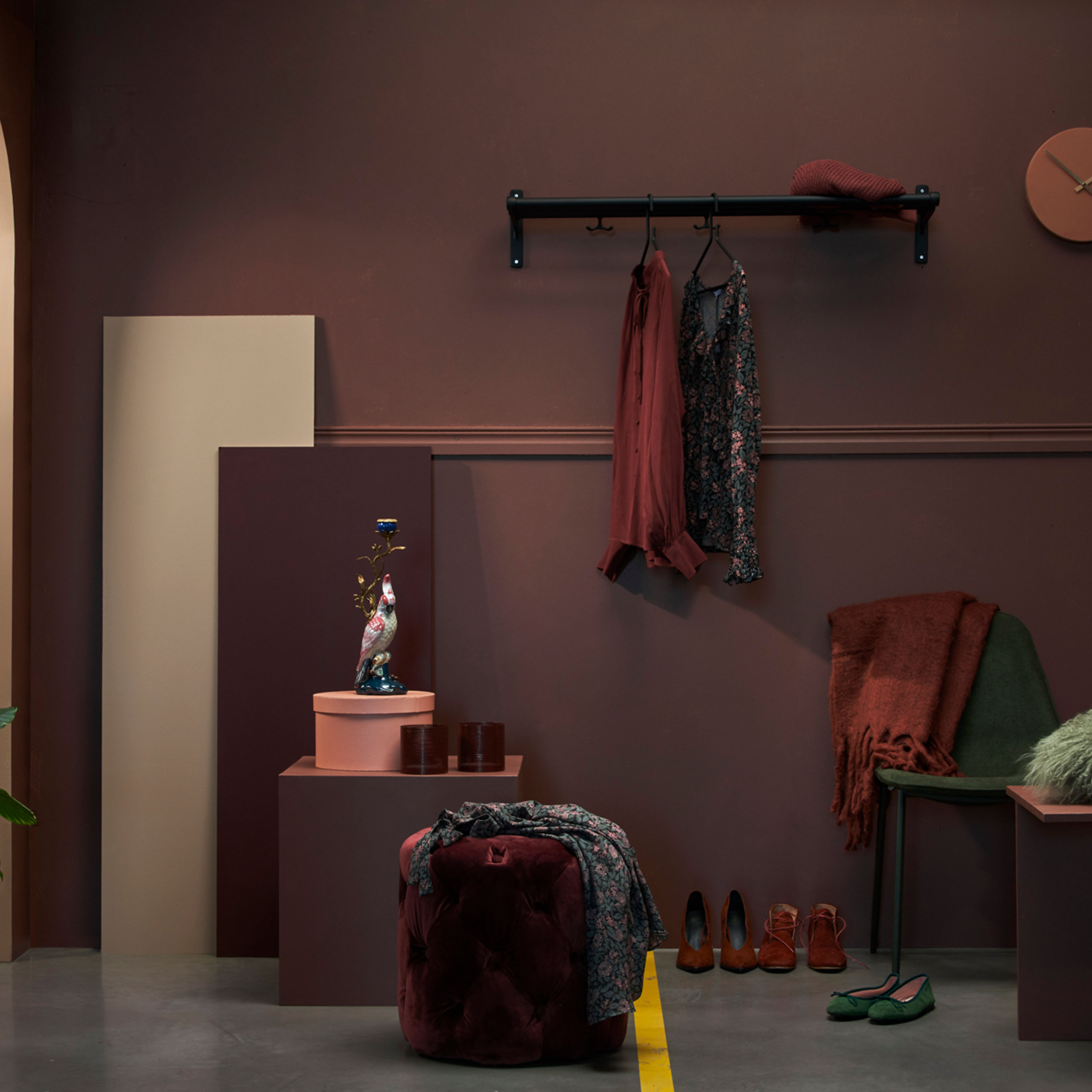 Essem Design Nostalgi Hattu-/Kenkähylly Musta/Musta 100cm