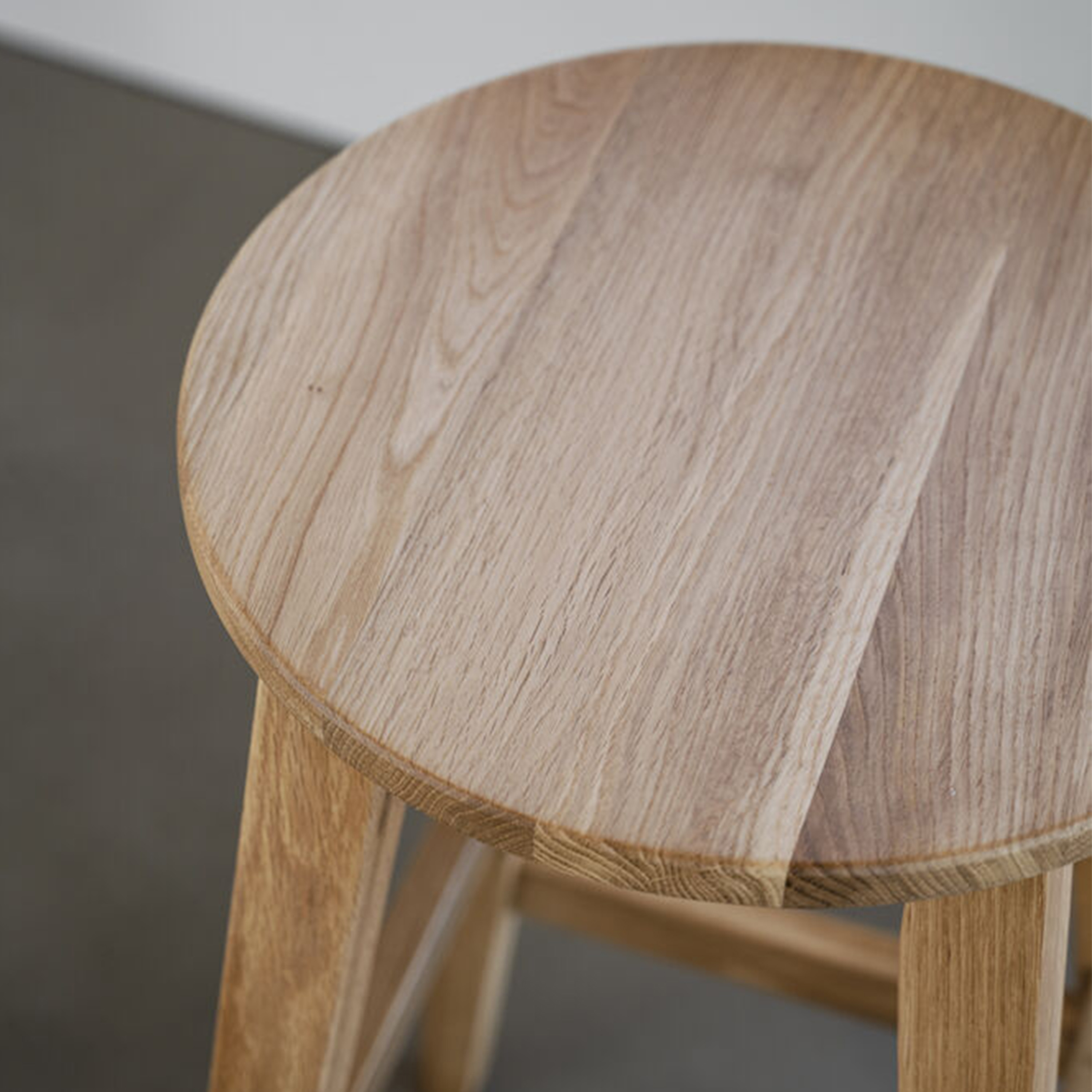 Rowico Home Austin Barstol Lackad Ek