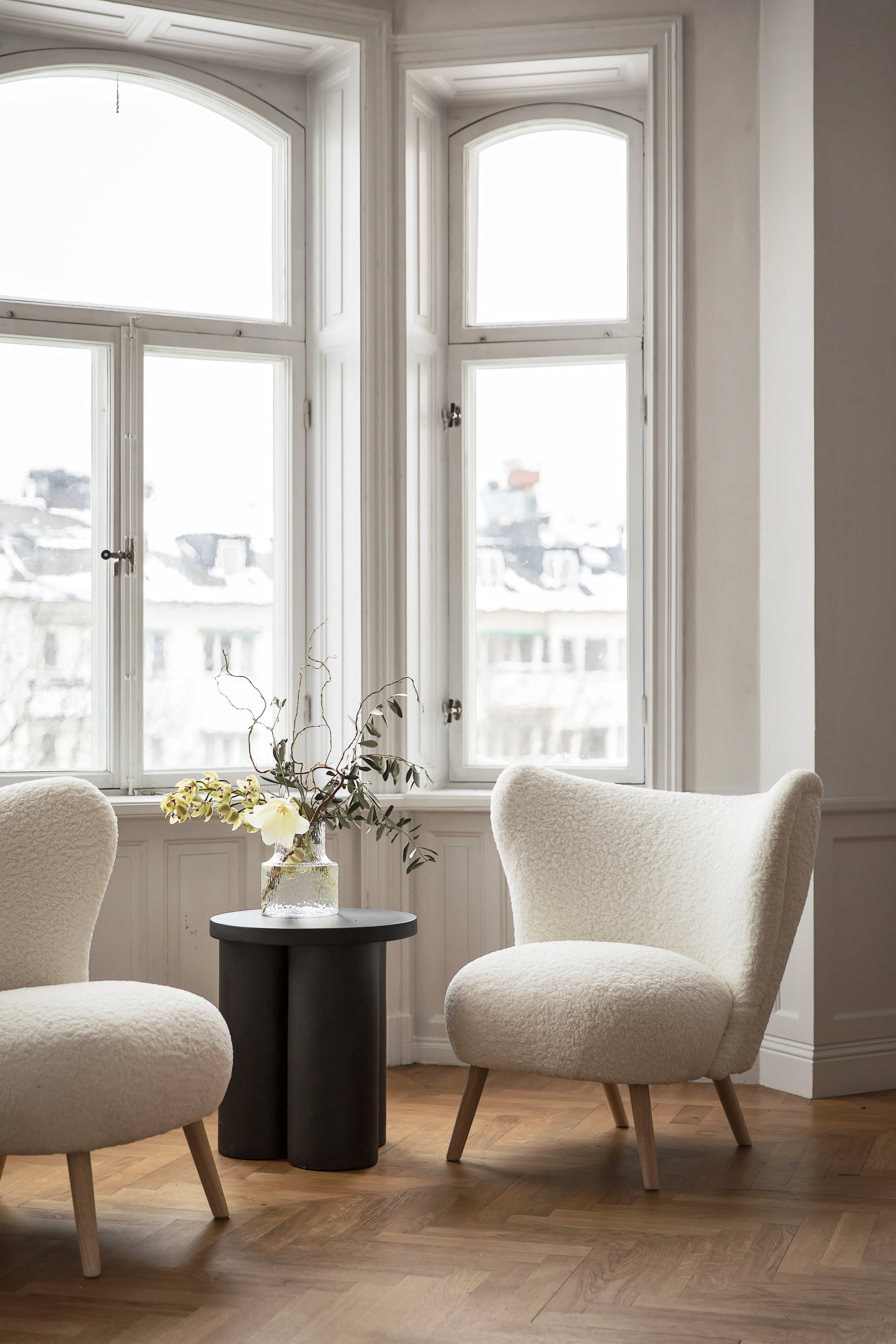 101 Copenhagen Big Foot Sidobord Coffee Tall