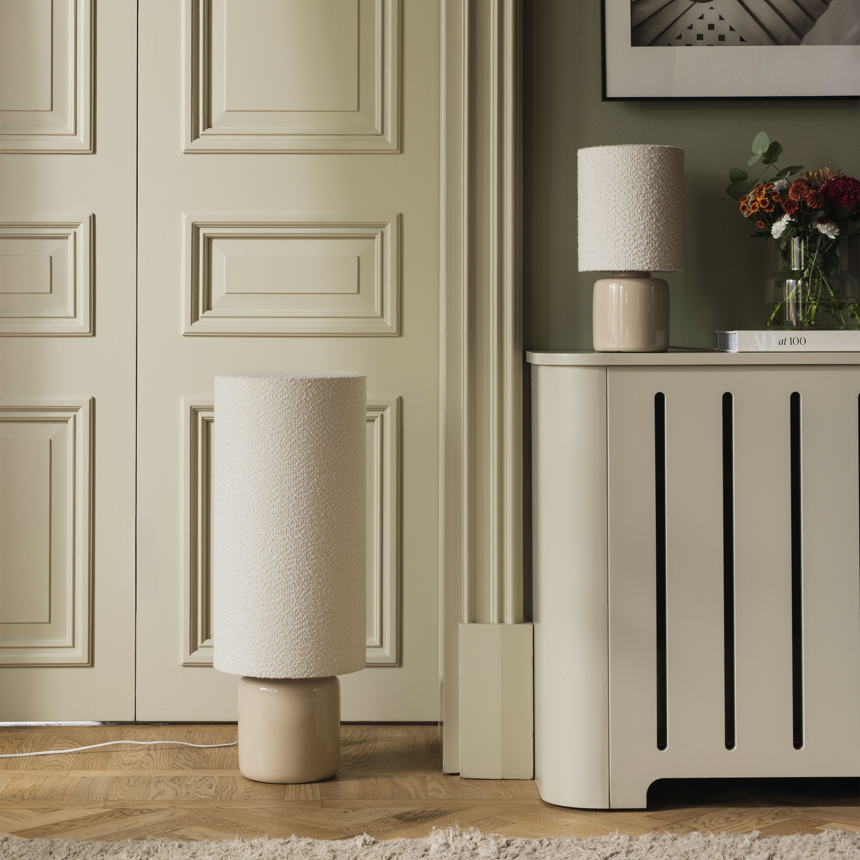 Globen Lighting Florian Gulvlampe Hvit Bouclé/Beige 80cm