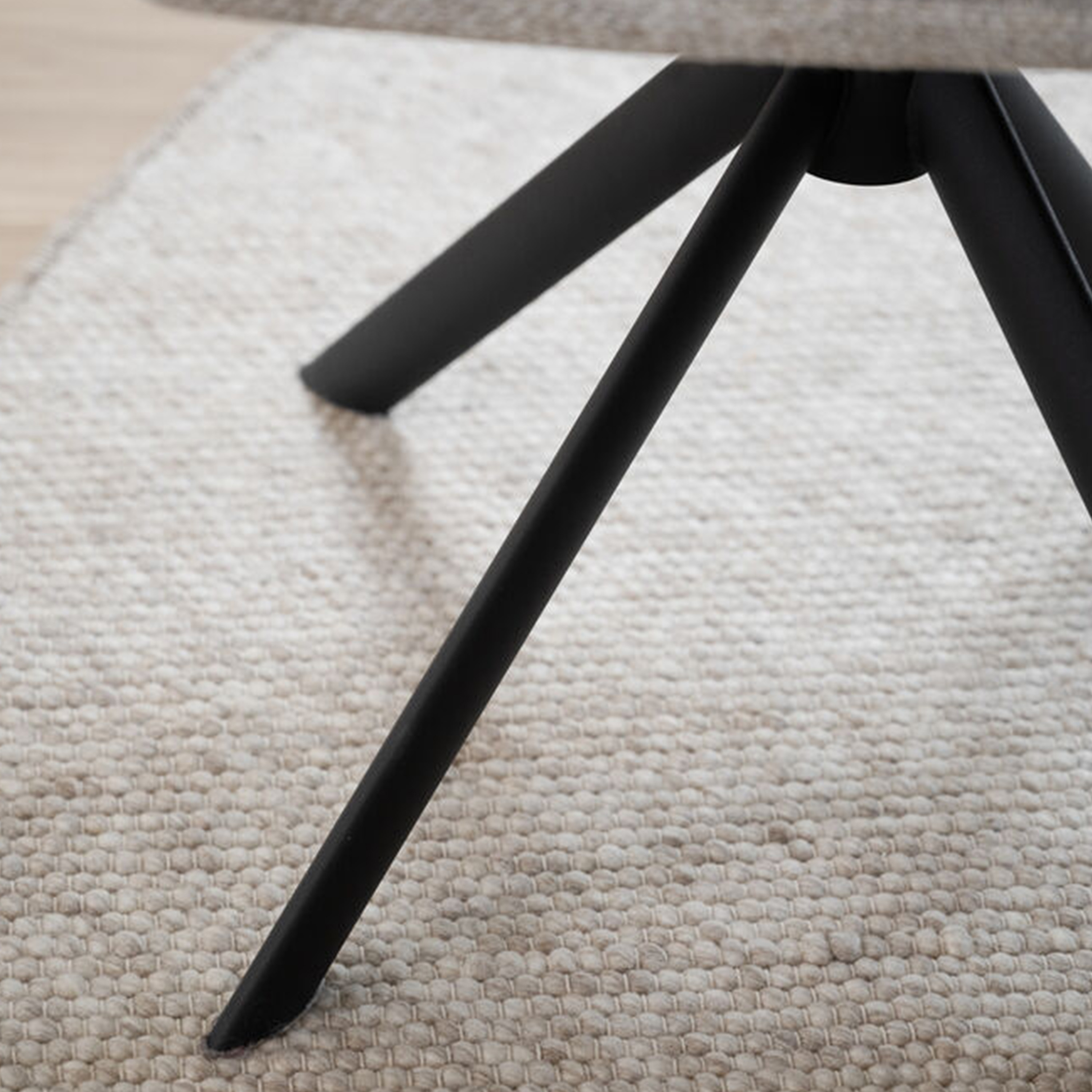 Rowico Home Gladstone Karmstol Beige/Svart