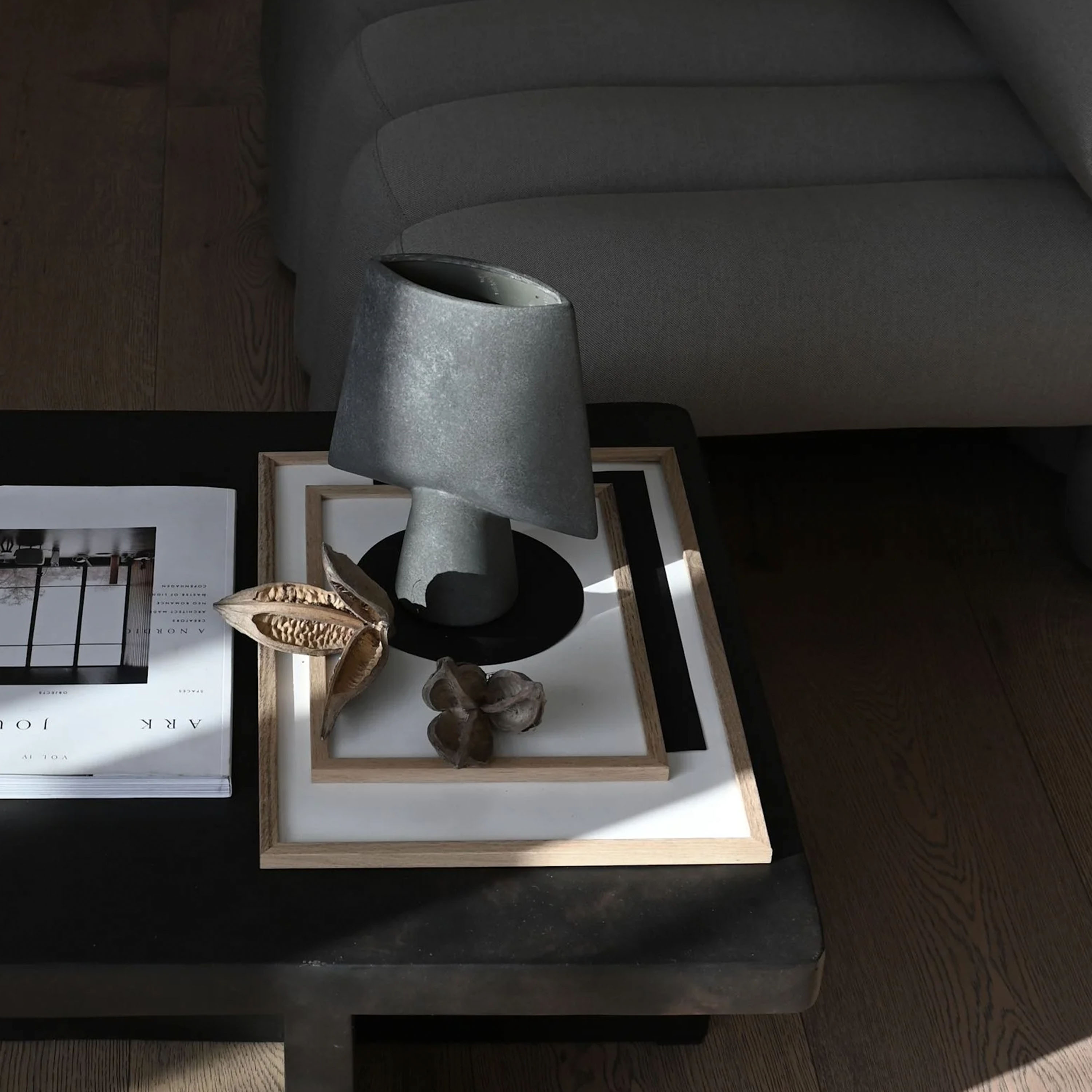 101 Copenhagen Sphere Maljakko Square Dark Grey Mini