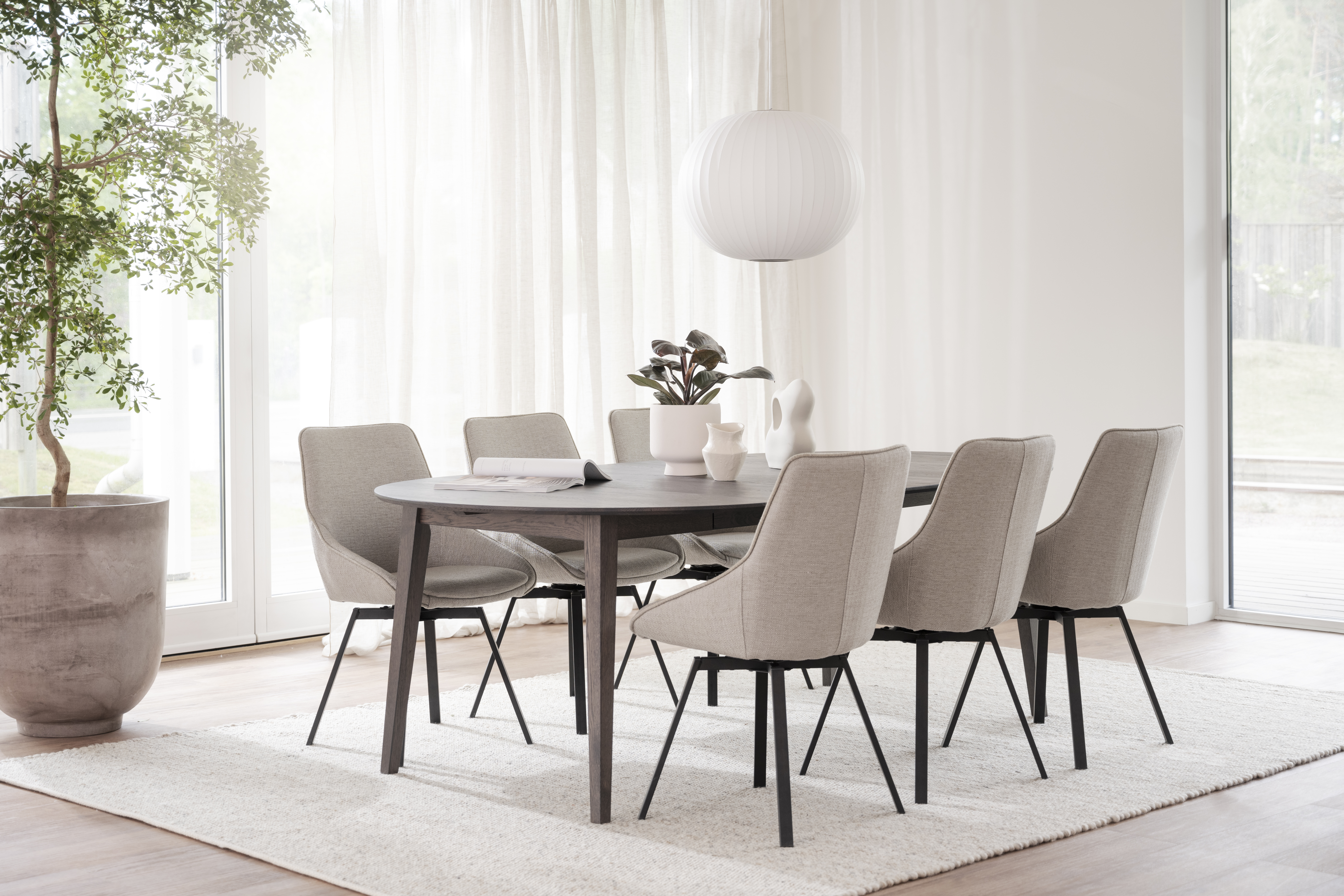 Rowico Home Filippa Esstisch Braun Ø120/165cm