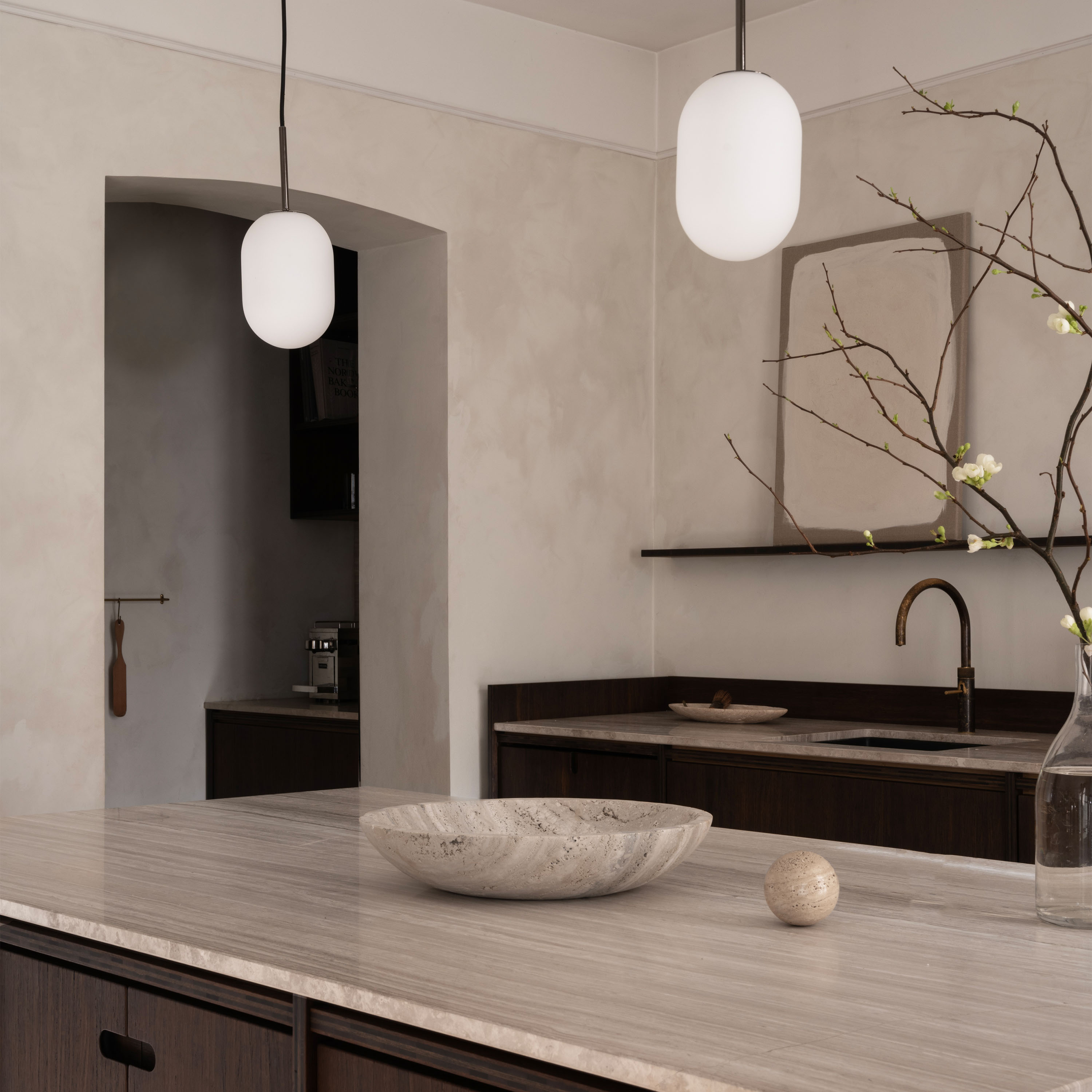 Watt &amp; Veke Noor Taklampa Opal/Black Small