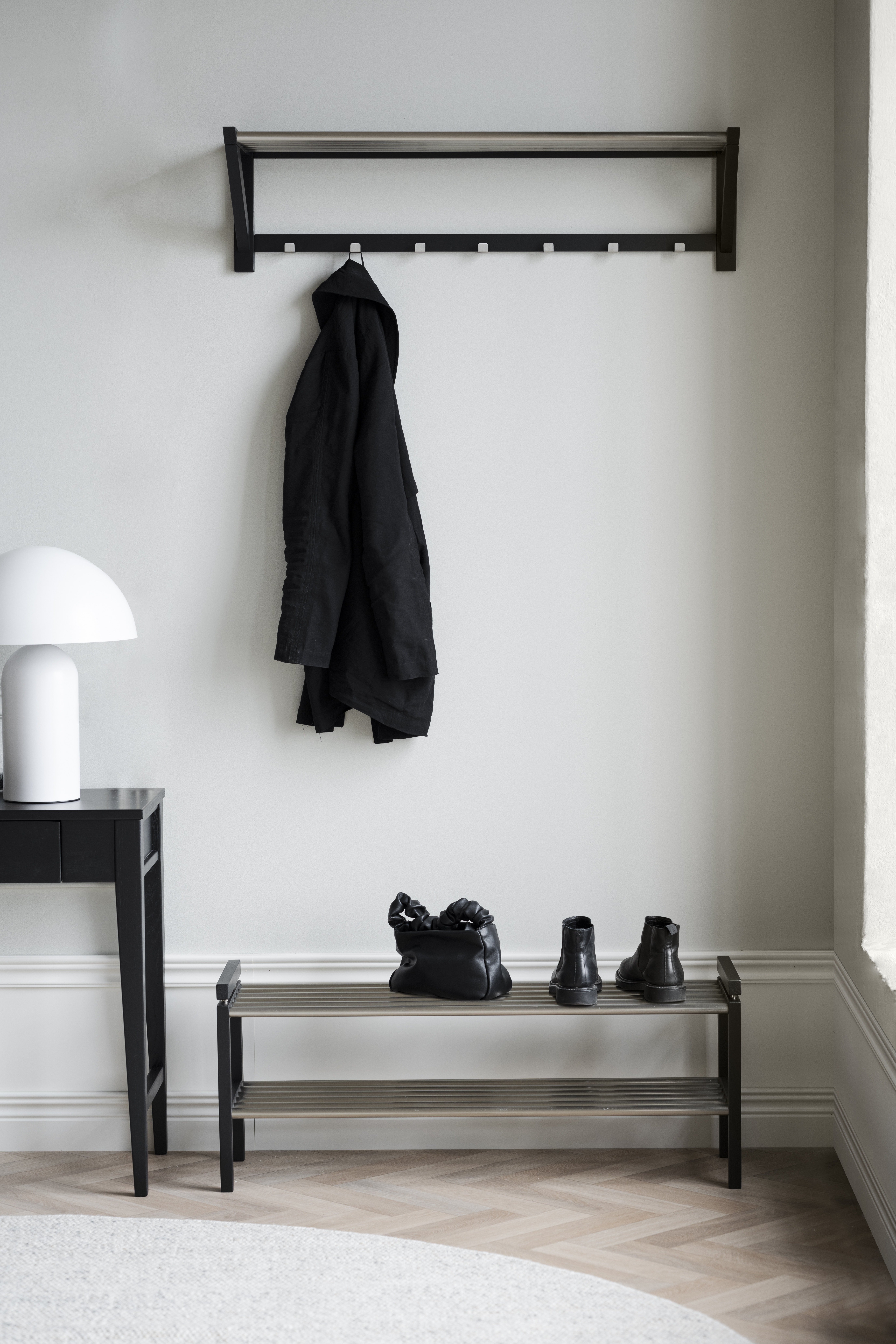 Rowico Home Confetti Skohylla Svart 100cm