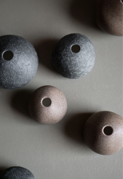 DBKD Miniature Vas Brown Medium