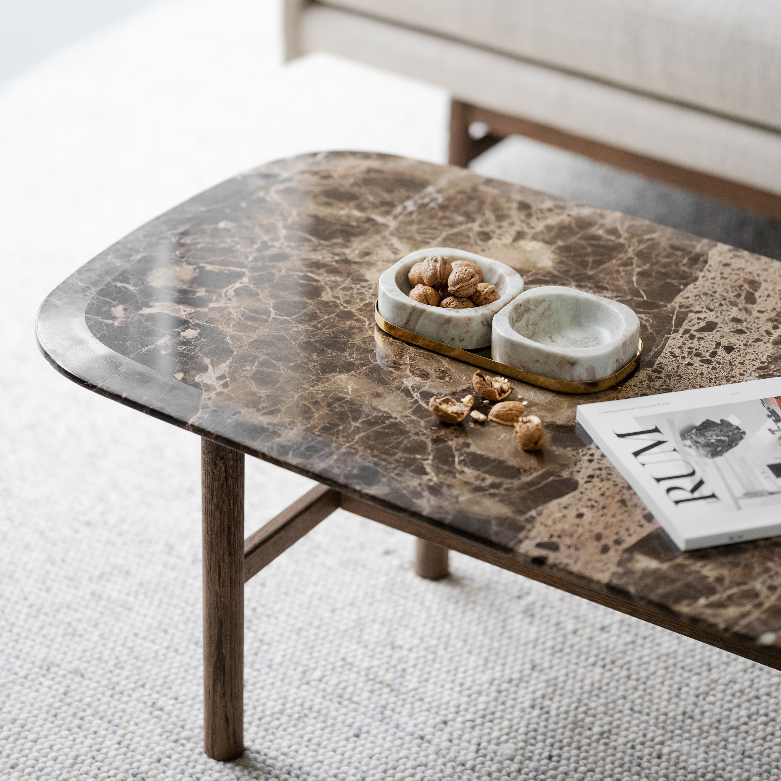 Rowico Home Hammond Soffbord Brun Ek/Brun Marmor 135x62